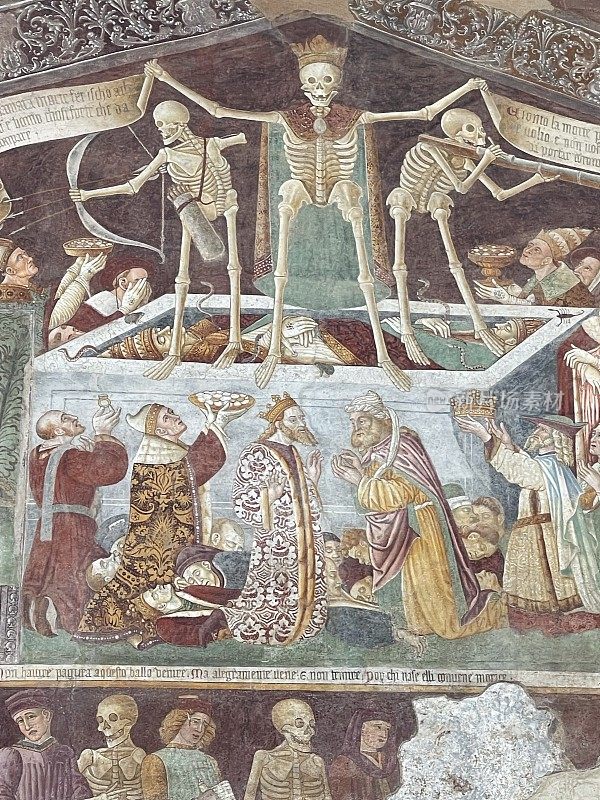 胜利和死亡的可怕之舞，在中世纪的壁画中，在贝加莫的Val Seriana的Clusone。